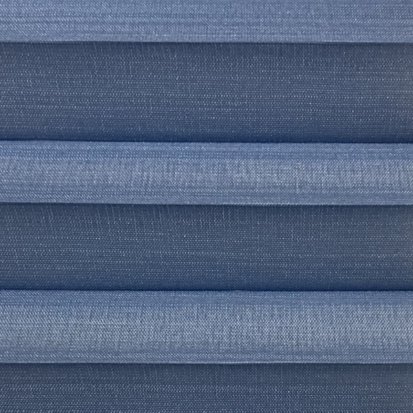 Pleated blind Miss Madagascar Blue