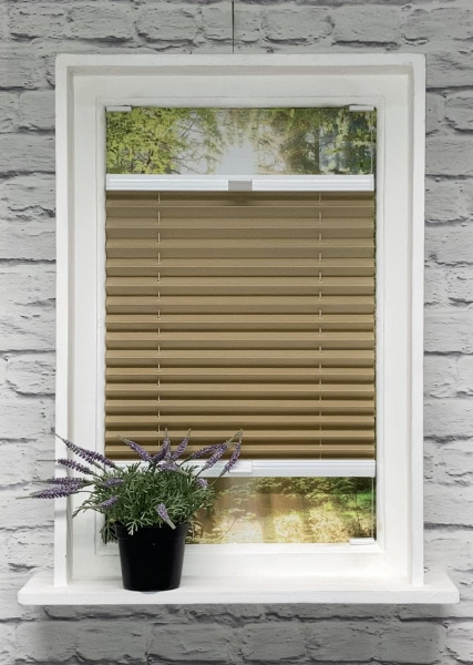 Pleated blind Vegas Metallic Gold