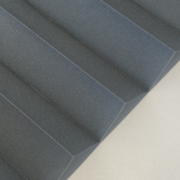 Pleated blind Sina dark gray