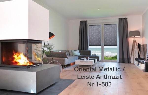 Pleated blind Oriental Metallic Grey