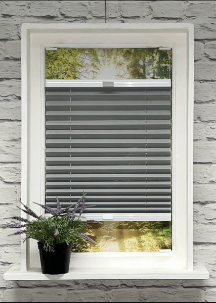 Pleated blind Flamenco gray