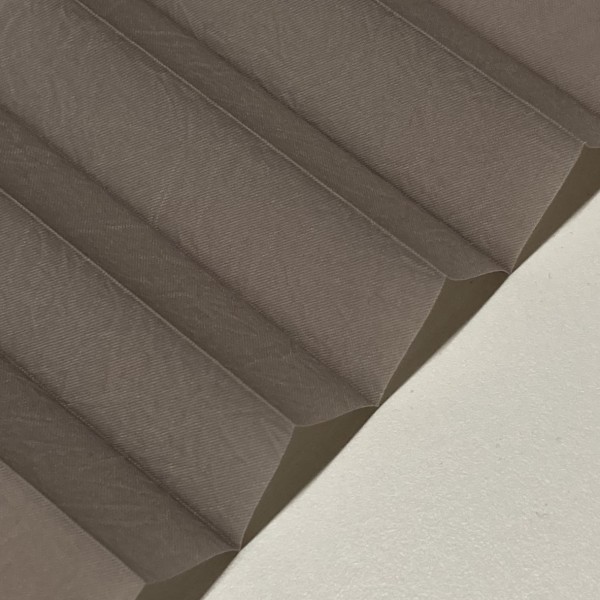Pleated blind Crush-Light Brown