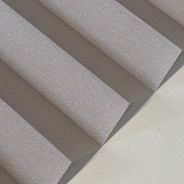Pleated blind Kyoto Perl light gray
