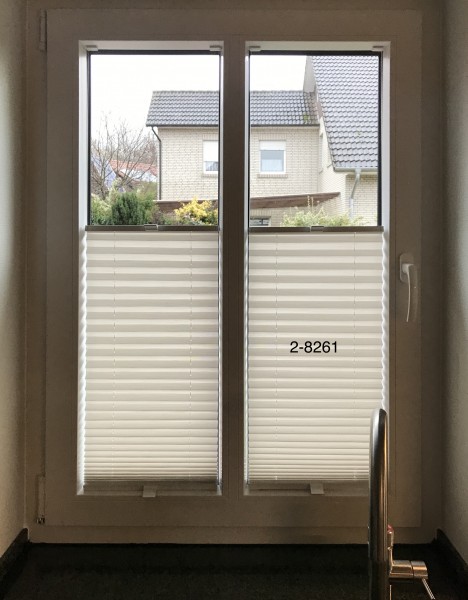 Pleated blind Mina white-grey