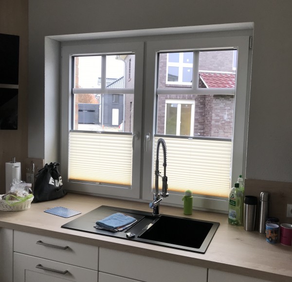 Pleated blind Kyoto Perl light beige