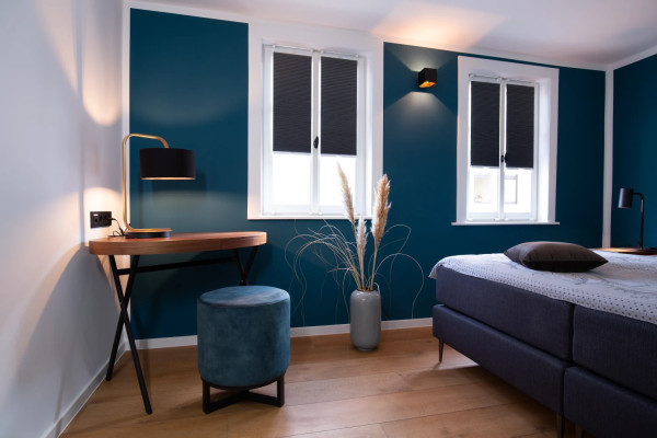 Honeycomb pleated blind 100% blackout Soft anthracite