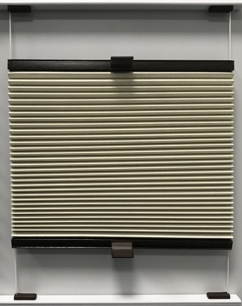 Honeycomb pleated blind Lambada Blackout Sand-White