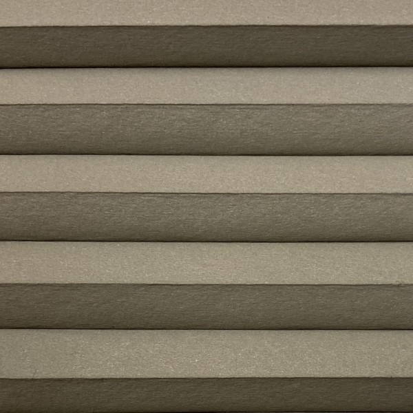 Honeycomb pleated blind 100% blackout Soft cream