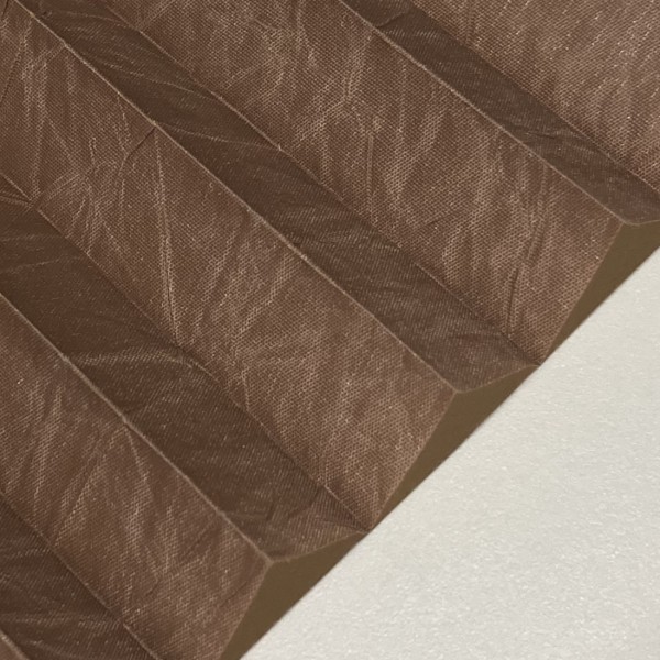 Pleated blind Crush pearl chocolate