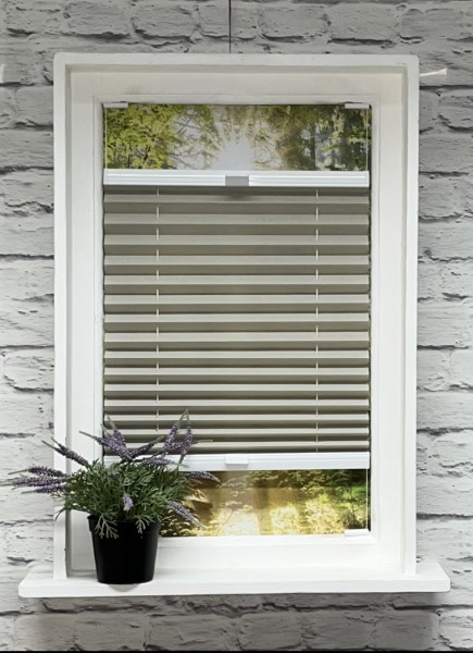 Pleated blind Flamenco dark cream