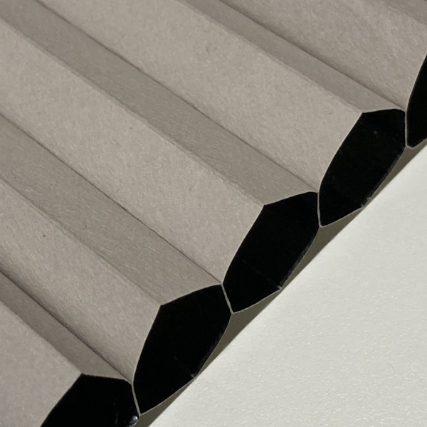 Honeycomb pleated blind 100% blackout Soft Sand