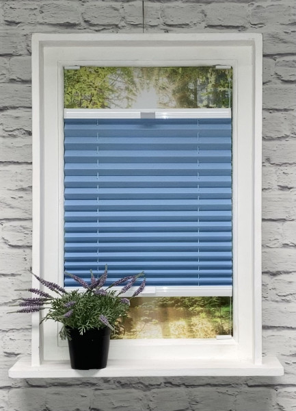 Pleated blind Kyoto Perl sky blue