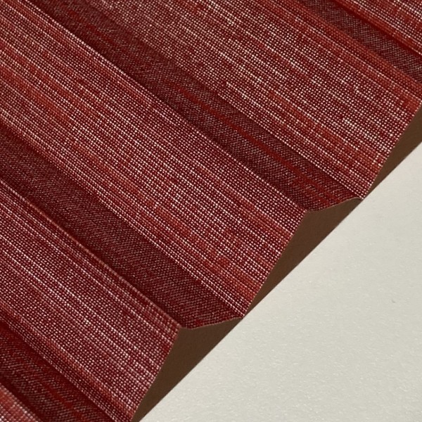 Pleated blind Madagascar Pearl Bordeaux