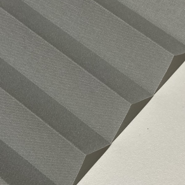 Pleated blind Flamenco gray